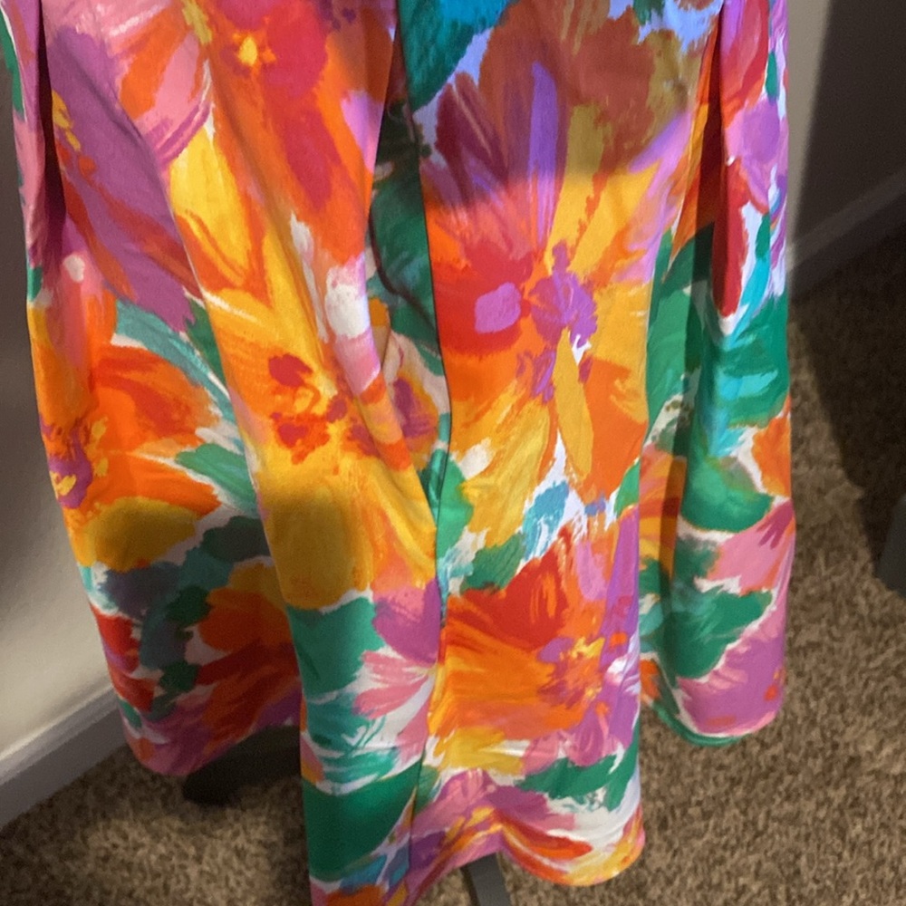 Floral Multicolor Puff Sleeve Dress - Picture 4 of 5